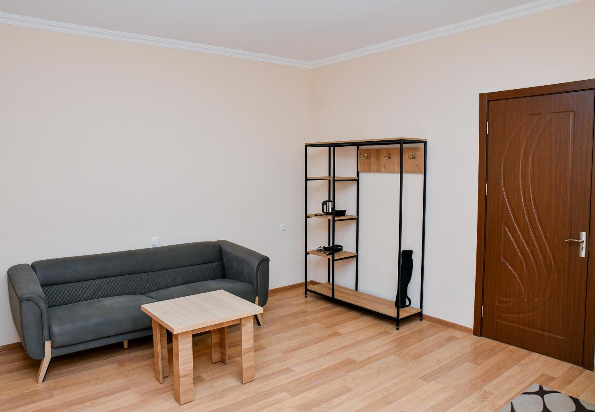 Just Inn Kutaisi Exterior photo