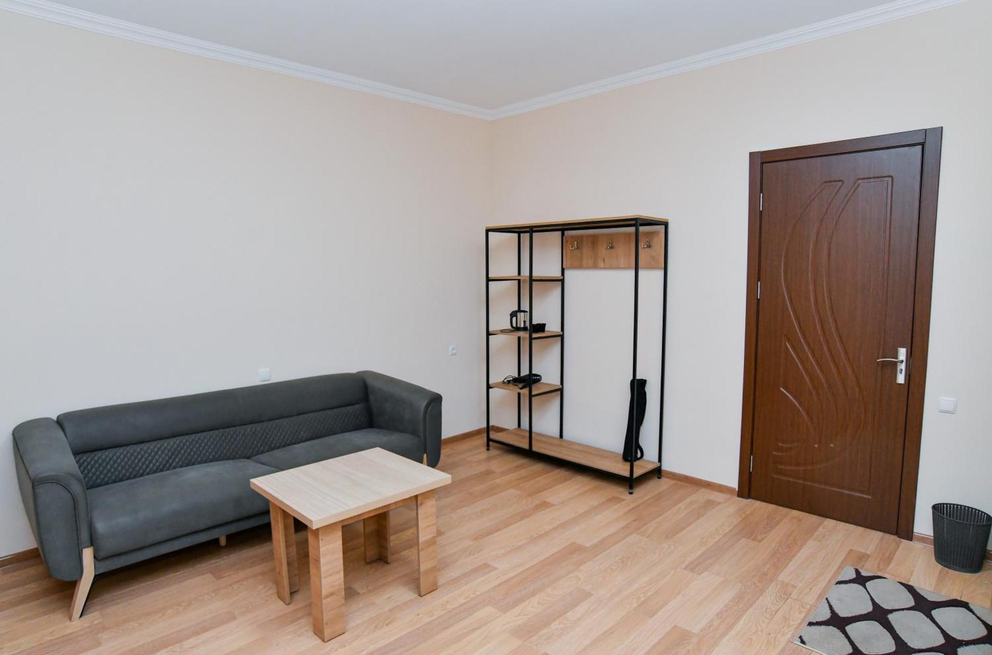 Just Inn Kutaisi Exterior photo